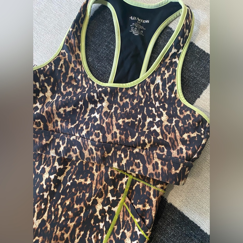 ALL ACCESS Leopard Set - Picture 2 of 5